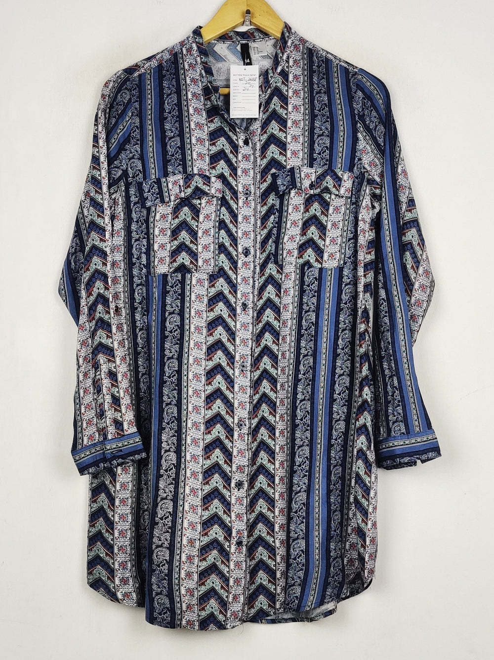 Buy online pre-used pre-loved 100% authentic & Original branded H&M (BDT-2688) available in Pakistan. Top international brands avilable.