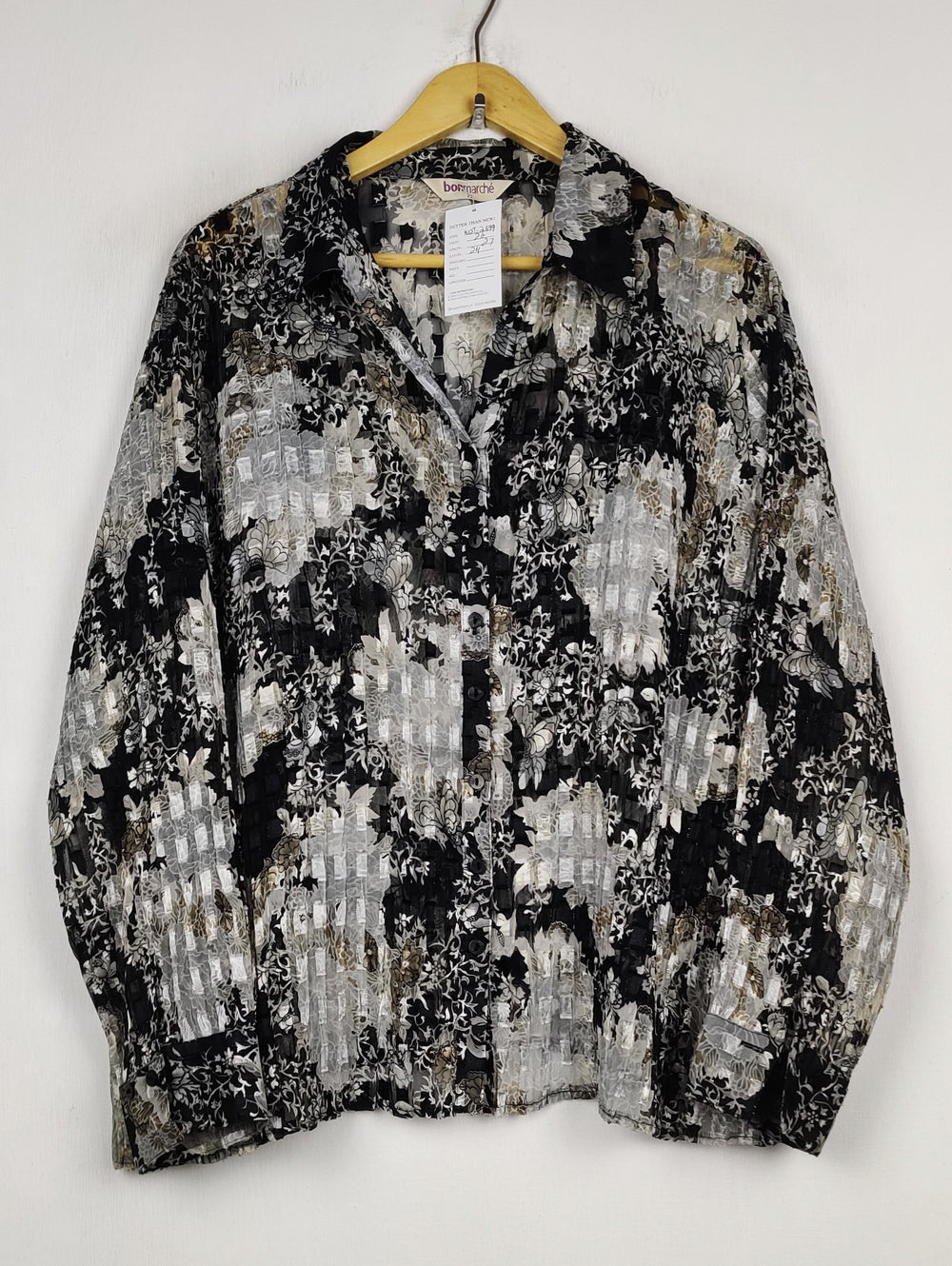 Buy online pre-used pre-loved 100% authentic & Original branded Bonmarche (BDT-2699) available in Pakistan. Top international brands avilable.
