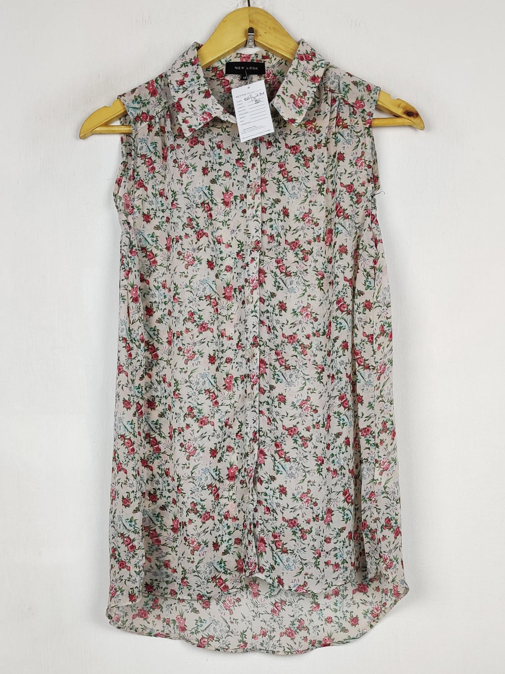 Buy online pre-used pre-loved 100% authentic & Original branded New Look (BDT-2701) available in Pakistan. Top international brands avilable.