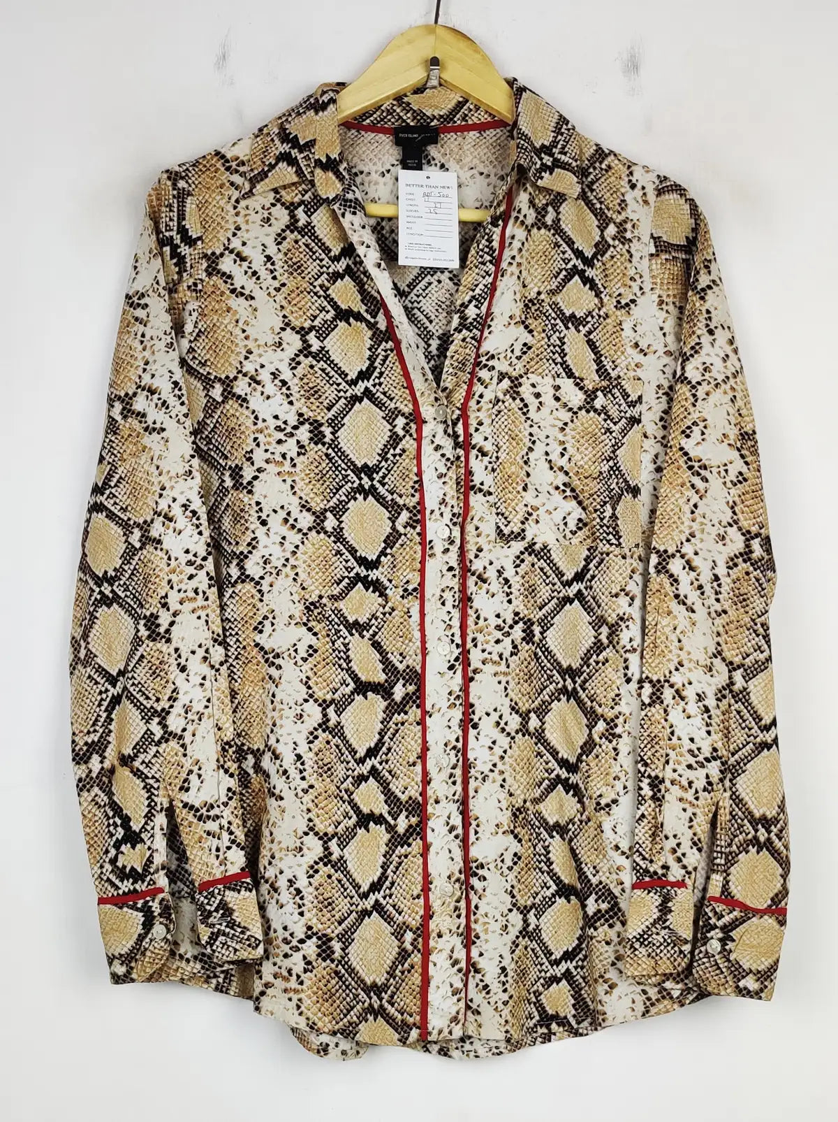 Buy online pre-used pre-loved 100% authentic & Original branded River Island (BDT-500) available in Pakistan. Top international brands avilable.
