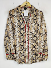Buy online pre-used pre-loved 100% authentic & Original branded River Island (BDT-500) available in Pakistan. Top international brands avilable.