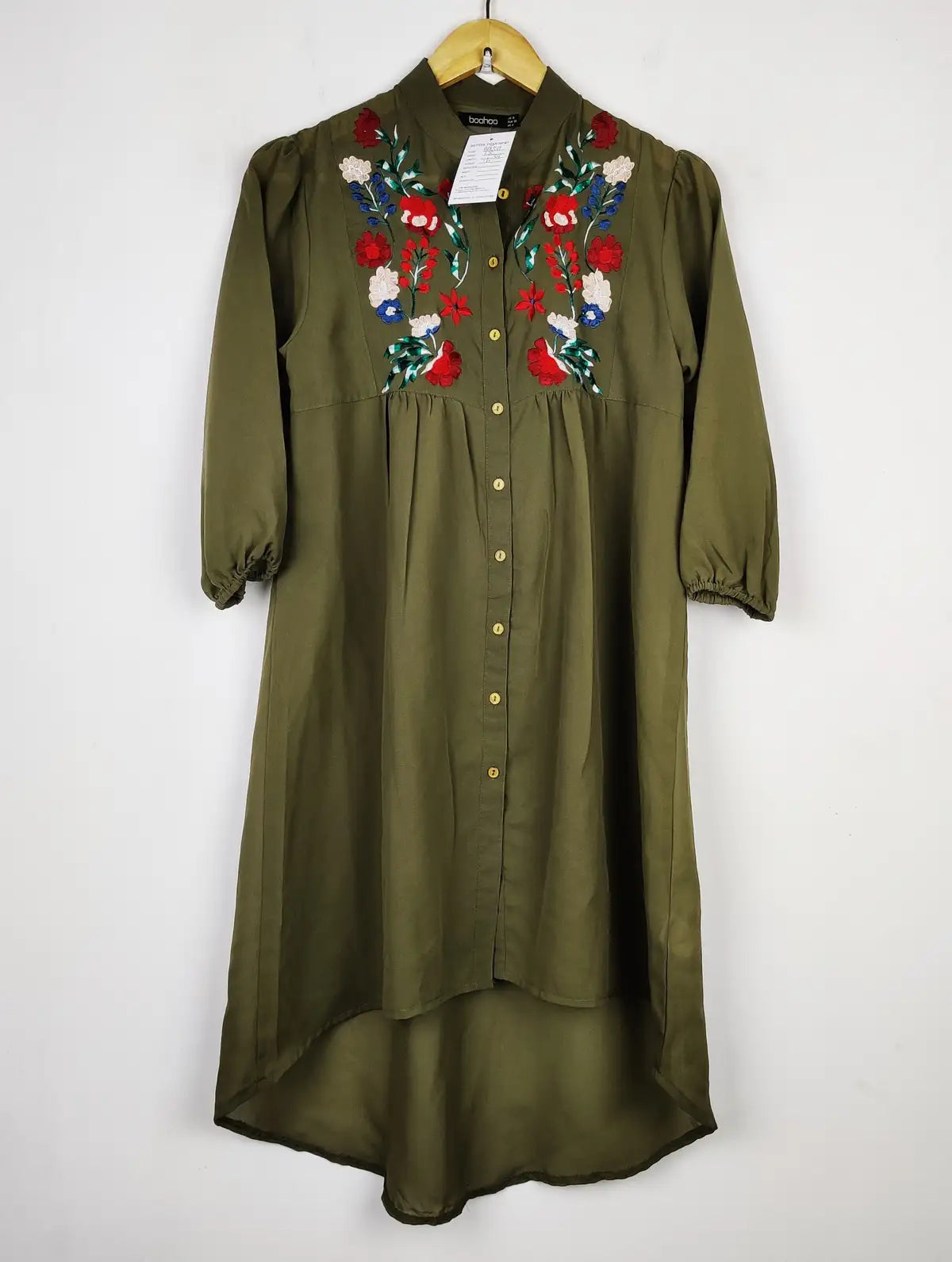 Buy online pre-used pre-loved 100% authentic & Original branded Boohoo (BDT-517) available in Pakistan. Top international brands avilable.