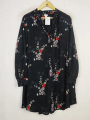 Buy online pre-used pre-loved 100% authentic & Original branded H&M (BDT-70) available in Pakistan. Top international brands avilable.