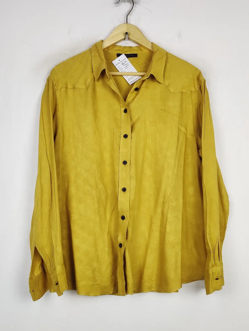 Buy online pre-used pre-loved 100% authentic & Original branded Marks & Spencers (BDT-81) available in Pakistan. Top international brands avilable.