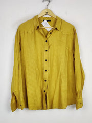 Buy online pre-used pre-loved 100% authentic & Original branded Marks & Spencers (BDT-81) available in Pakistan. Top international brands avilable.