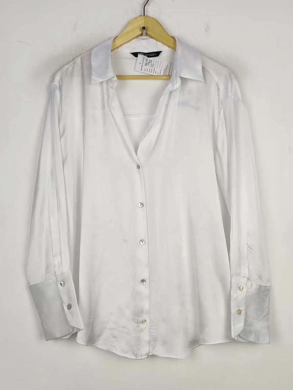 Buy online pre-used pre-loved 100% authentic & Original branded Zara (BDT-87) available in Pakistan. Top international brands avilable.