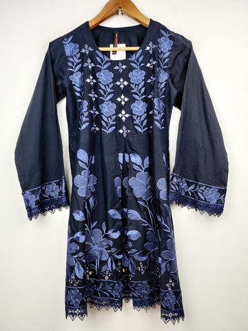 Buy online pre-used pre-loved 100% authentic & Original branded Dars Fabricon (BK-1056) available in Pakistan. Top international brands avilable.