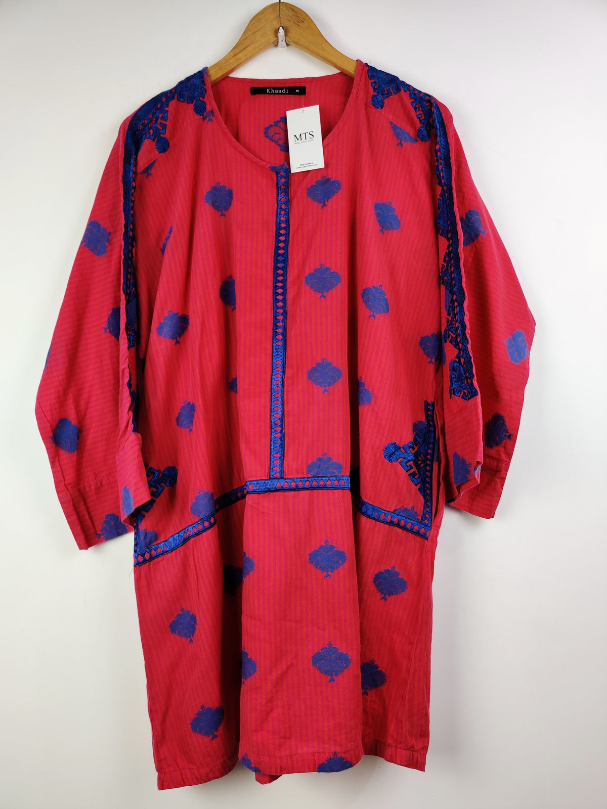 Buy online pre-used pre-loved 100% authentic & Original branded Khaadi (BK-1271) available in Pakistan. Top international brands avilable.