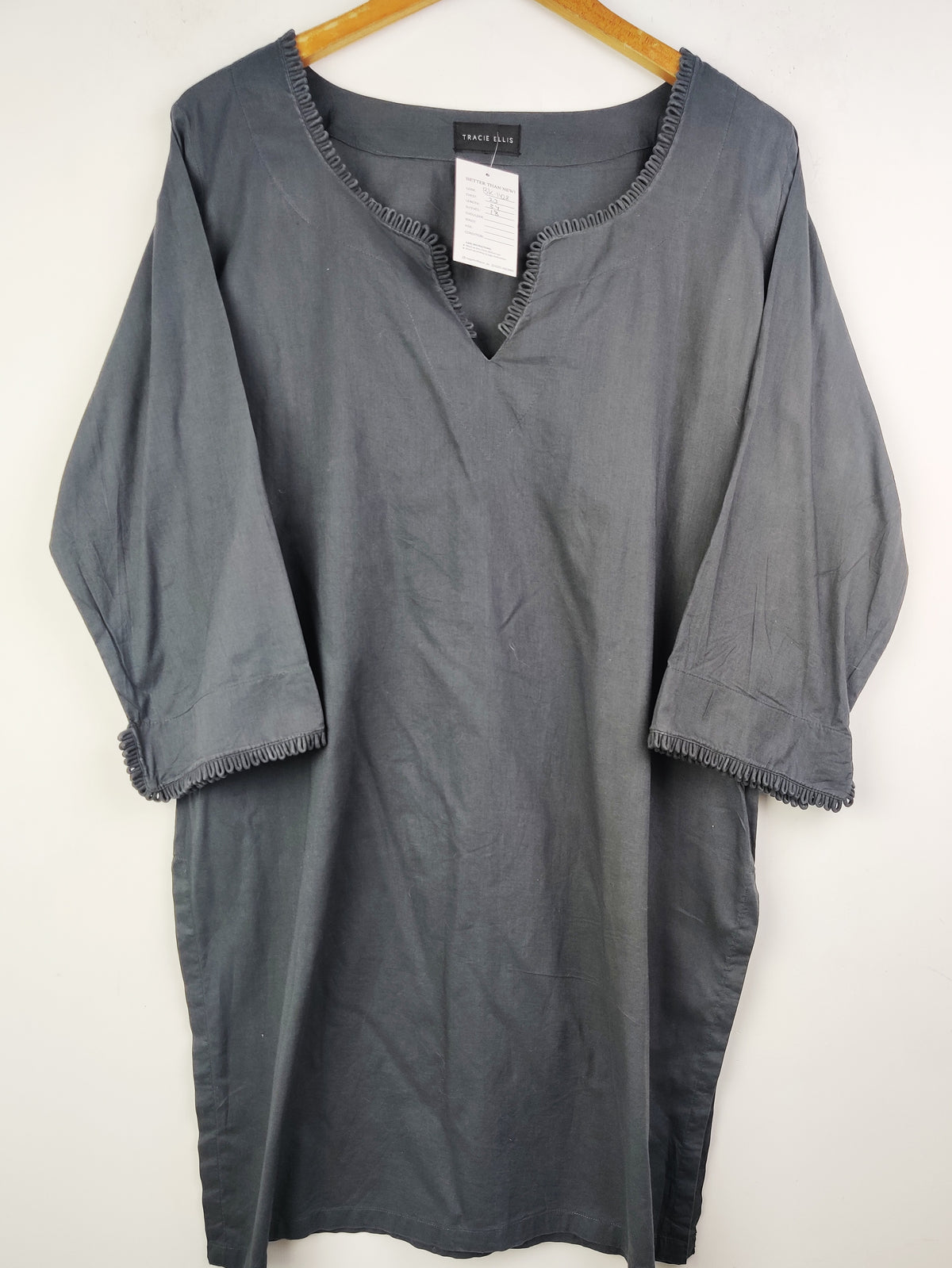 Buy online pre-used pre-loved 100% authentic & Original branded Tracie Ellis (BK-1428) available in Pakistan. Top international brands avilable.