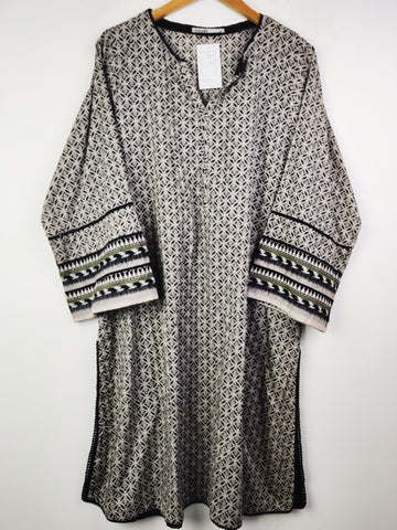 Buy online pre-used pre-loved 100% authentic & Original branded Khaadi (BK-1448) available in Pakistan. Top international brands avilable.