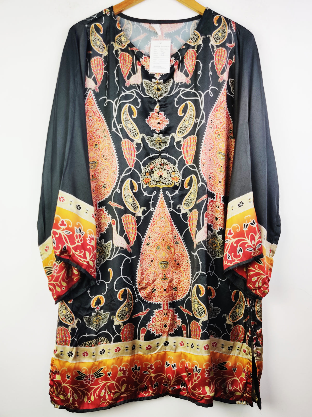 Buy online pre-used pre-loved 100% authentic & Original branded Kayseria (BK-1469) available in Pakistan. Top international brands avilable.