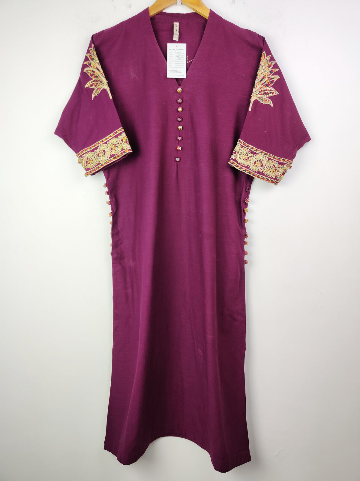 Buy online pre-used pre-loved 100% authentic & Original branded Ethnic (BK-1475) available in Pakistan. Top international brands avilable.