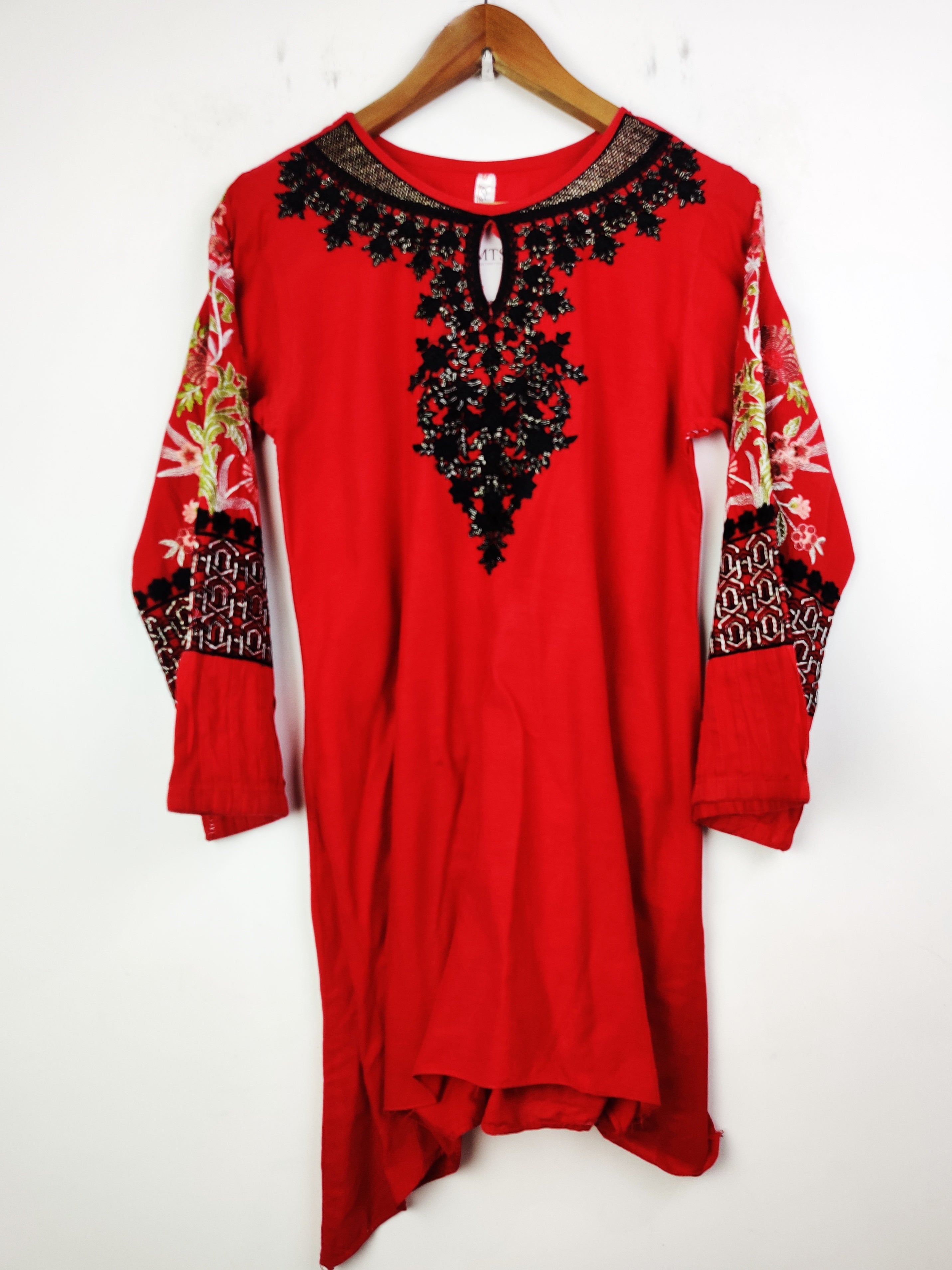 Buy online pre-used pre-loved 100% authentic & Original branded Fatima'S (BK-1623) available in Pakistan. Top international brands avilable.
