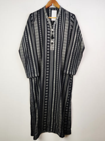 Buy online pre-used pre-loved 100% authentic & Original branded Khaadi (BK-1700) available in Pakistan. Top international brands avilable.