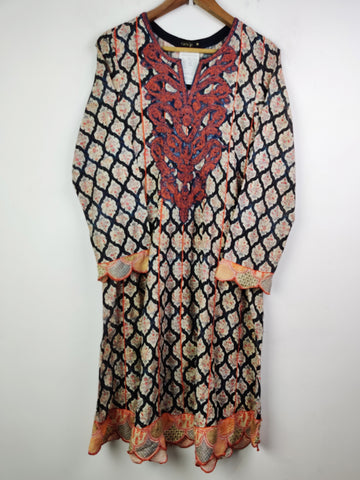 Buy online pre-used pre-loved 100% authentic & Original branded Almirah (BK-1773) available in Pakistan. Top international brands avilable.