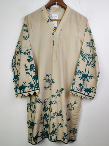 Buy online pre-used pre-loved 100% authentic & Original branded Unknown Brand (BK-1878) available in Pakistan. Top international brands avilable.