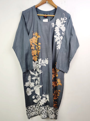 Buy online pre-used pre-loved 100% authentic & Original branded Raza Posh (BK-1910) available in Pakistan. Top international brands avilable.