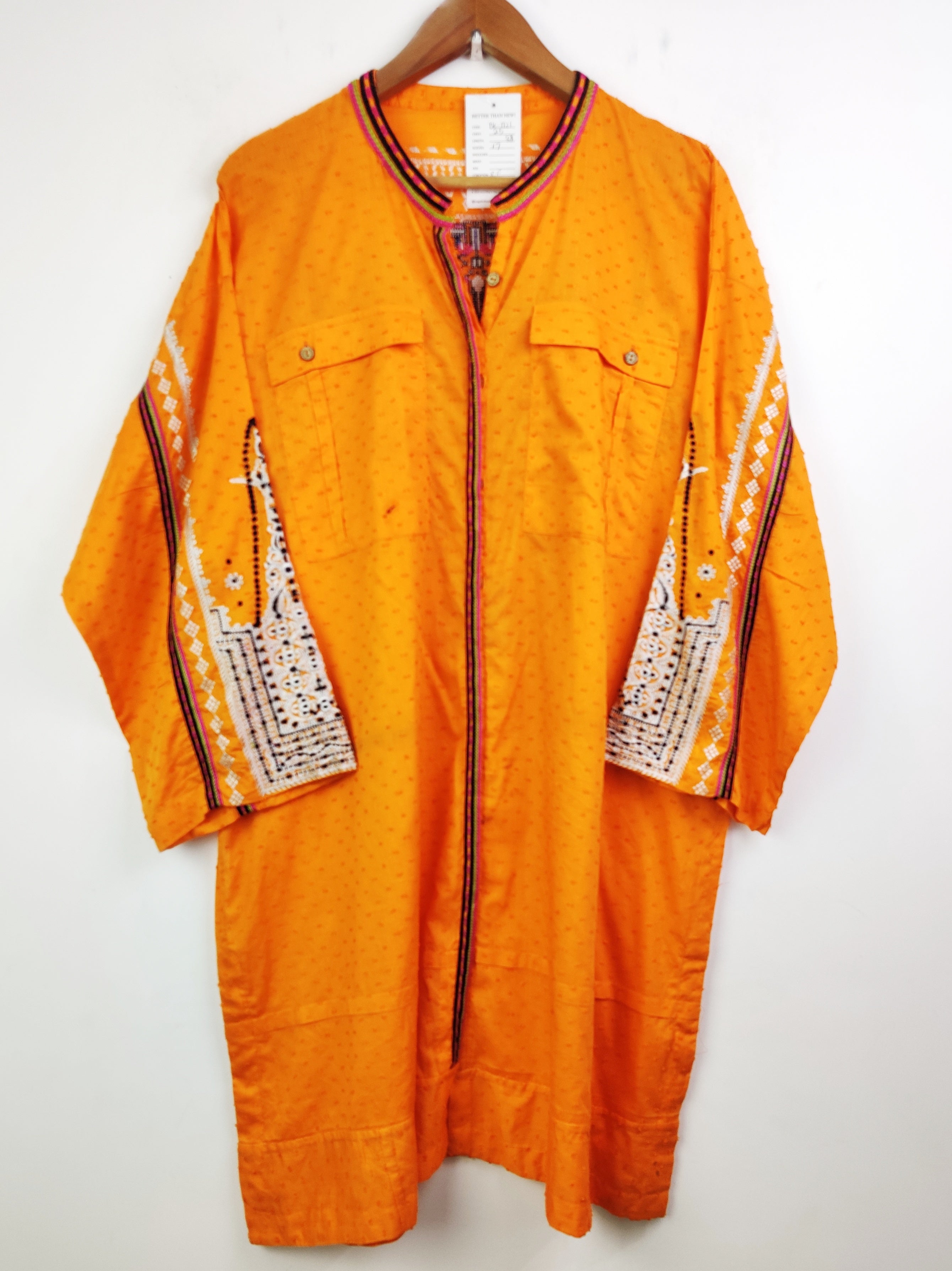 Buy online pre-used pre-loved 100% authentic & Original branded Unknown Brand (BK-1921) available in Pakistan. Top international brands avilable.