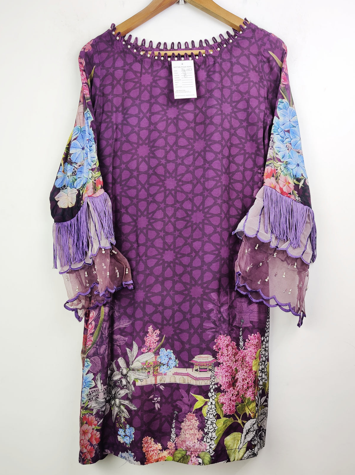 Buy online pre-used pre-loved 100% authentic & Original branded Cross Stitch (BK-1957) available in Pakistan. Top international brands avilable.