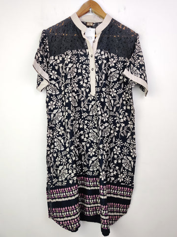 Buy online pre-used pre-loved 100% authentic & Original branded After 9 (BK-1999) available in Pakistan. Top international brands avilable.