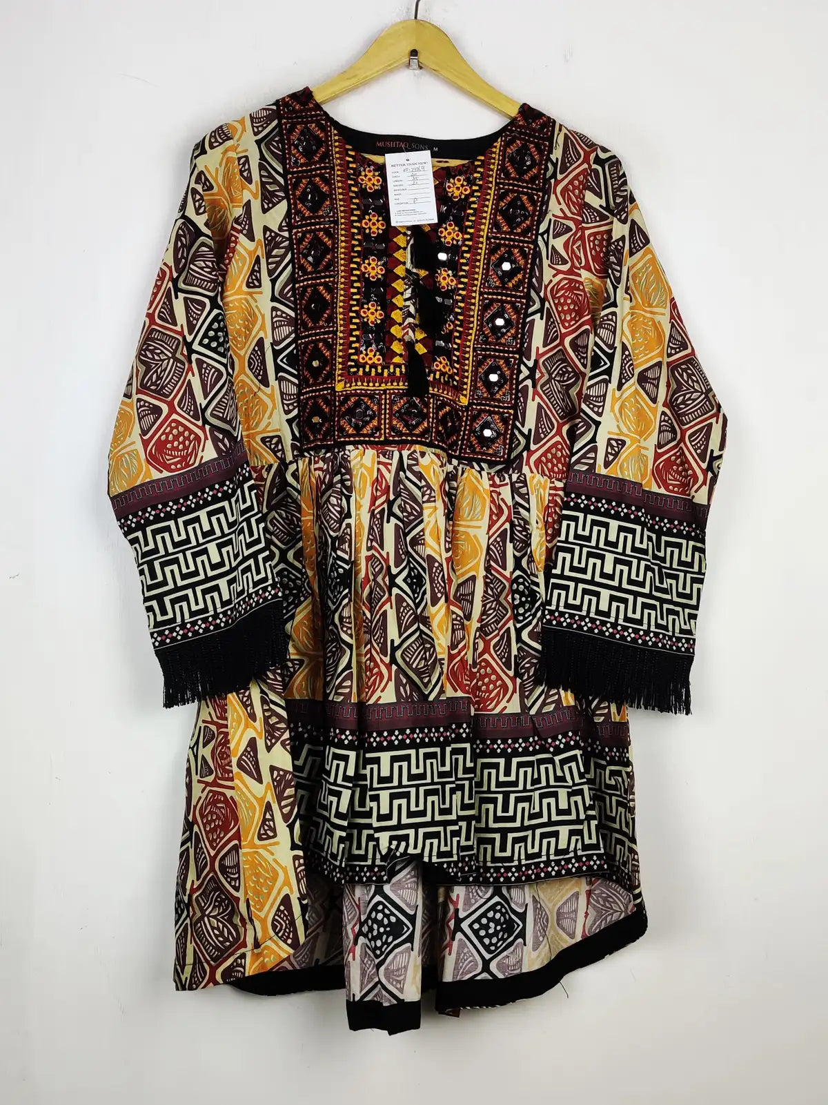 Buy online pre-used pre-loved 100% authentic & Original branded Mushtaq Sons (BK-2389) available in Pakistan. Top international brands avilable.
