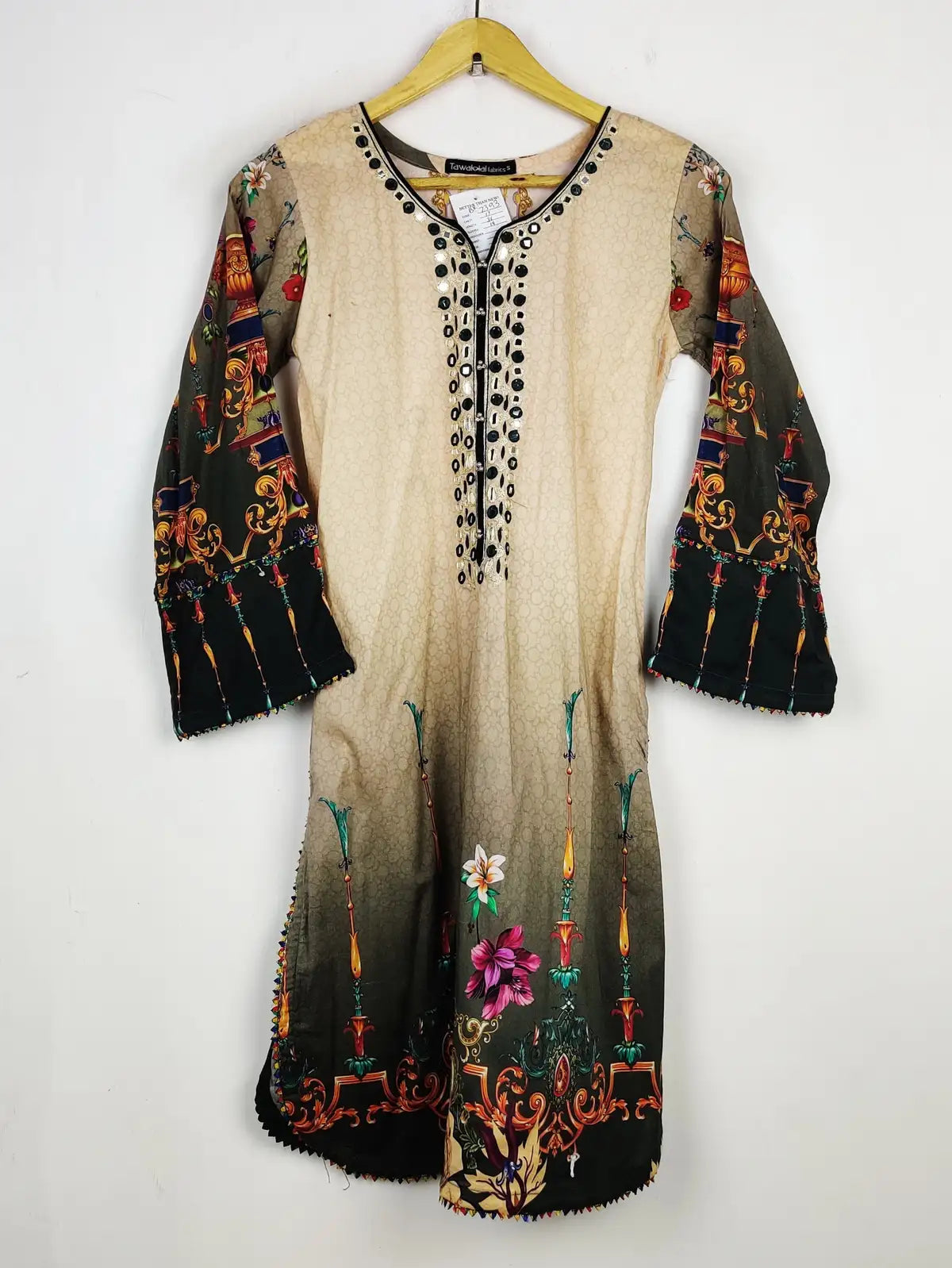 Buy online pre-used pre-loved 100% authentic & Original branded Tawakkal (BK-2393) available in Pakistan. Top international brands avilable.