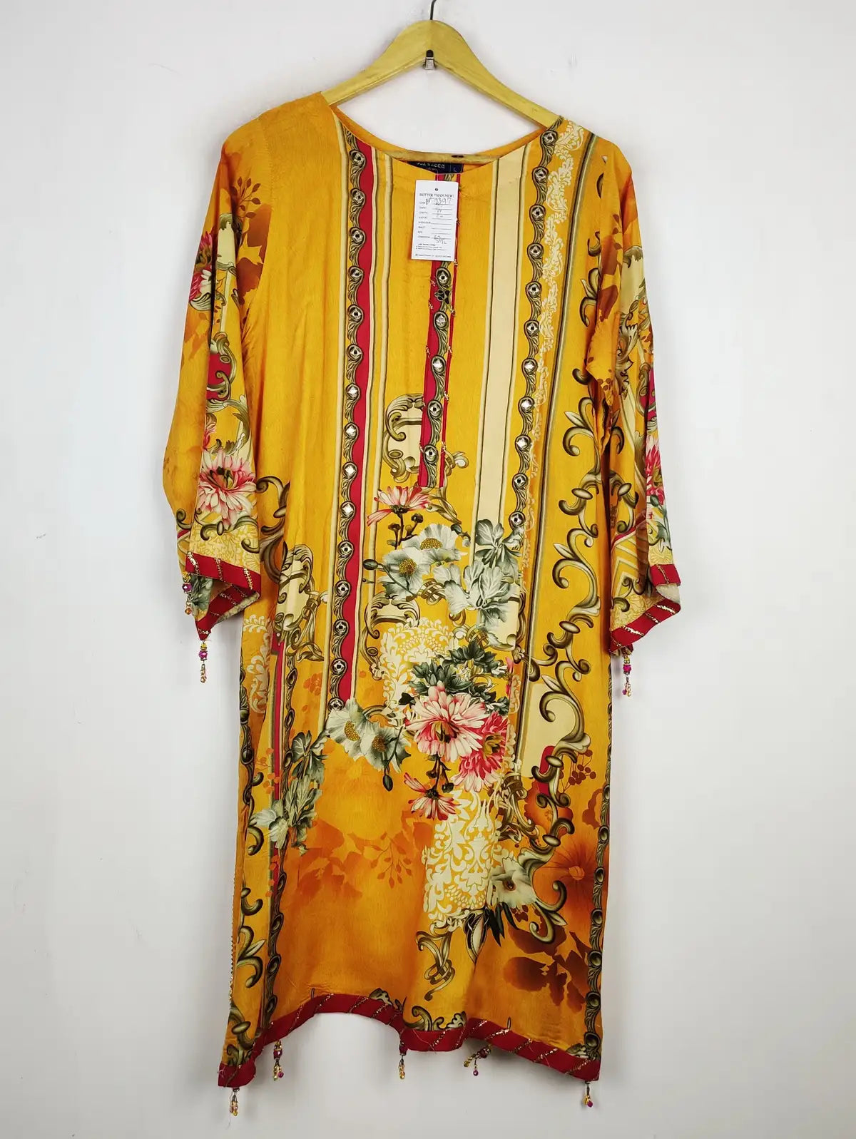 Buy online pre-used pre-loved 100% authentic & Original branded Bin Saeed (BK-2397) available in Pakistan. Top international brands avilable.