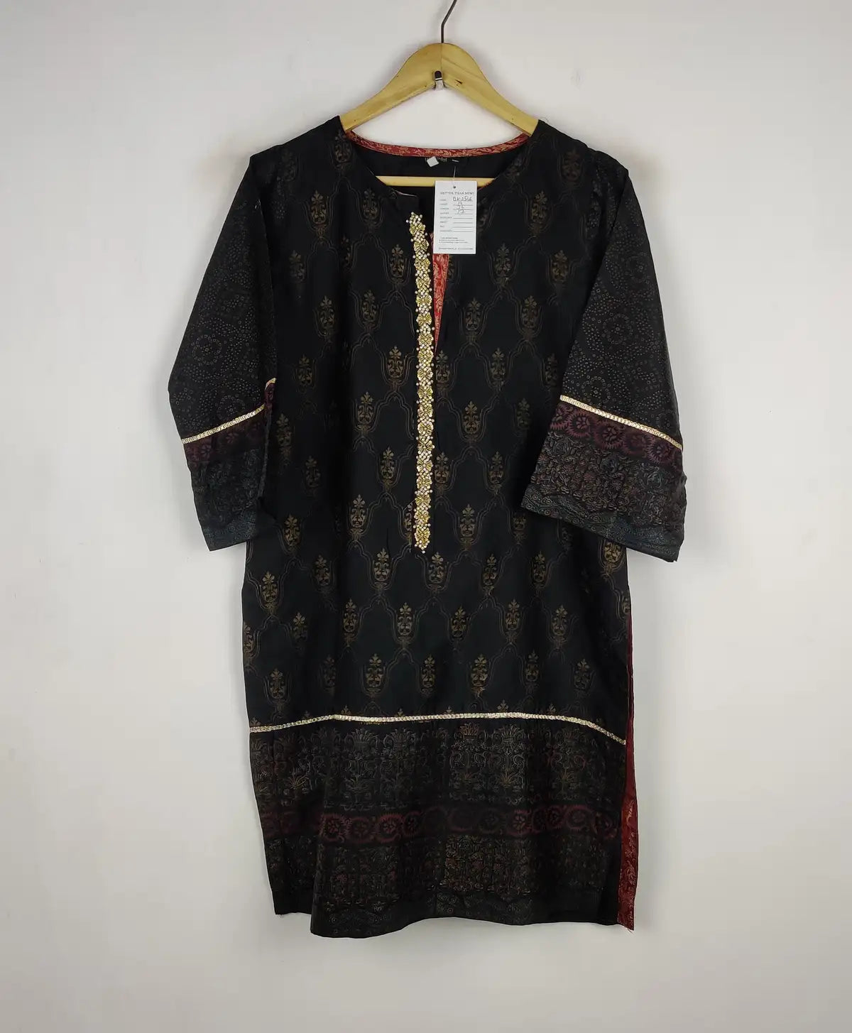 Buy online pre-used pre-loved 100% authentic & Original branded Beejays (BK-2546) available in Pakistan. Top international brands avilable.