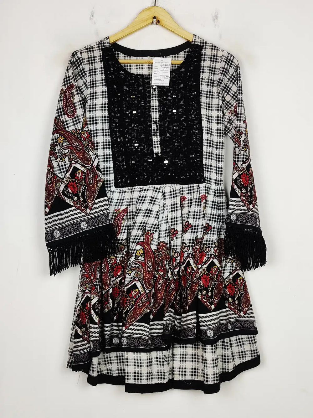 Buy online pre-used pre-loved 100% authentic & Original branded Unknown Brand (BK-2637) available in Pakistan. Top international brands avilable.