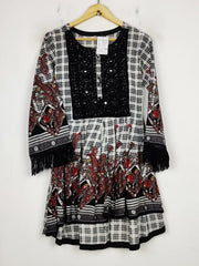 Buy online pre-used pre-loved 100% authentic & Original branded Unknown Brand (BK-2637) available in Pakistan. Top international brands avilable.