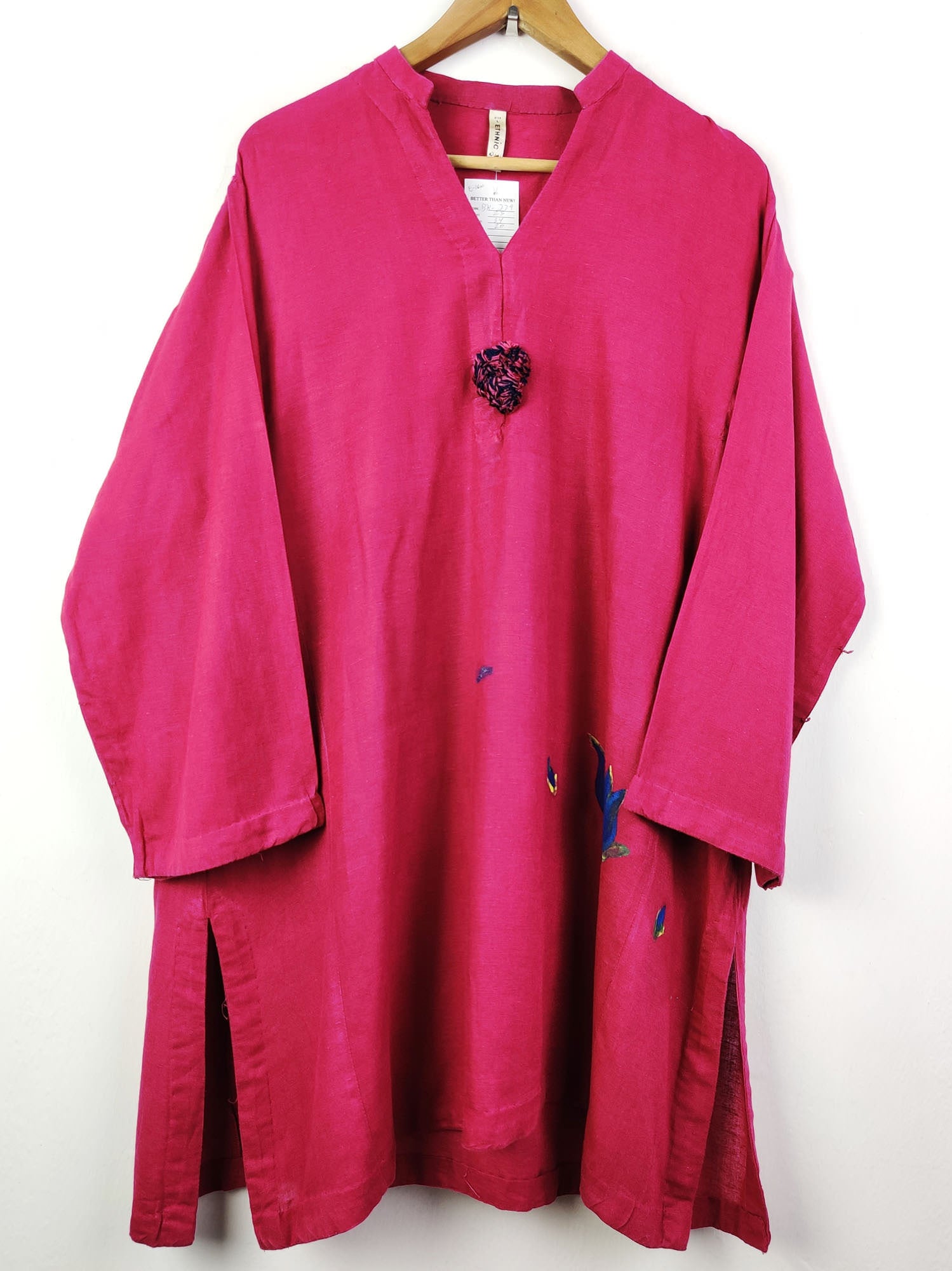 Buy online pre-used pre-loved 100% authentic & Original branded Ethnic (BK-279) available in Pakistan. Top international brands avilable.