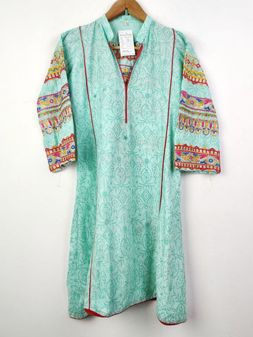 Buy online pre-used pre-loved 100% authentic & Original branded Unknown Brand (BK-309) available in Pakistan. Top international brands avilable.