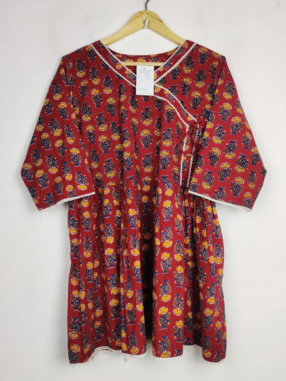 Buy online pre-used pre-loved 100% authentic & Original branded Unknown Brand (BK-3291) available in Pakistan. Top international brands avilable.
