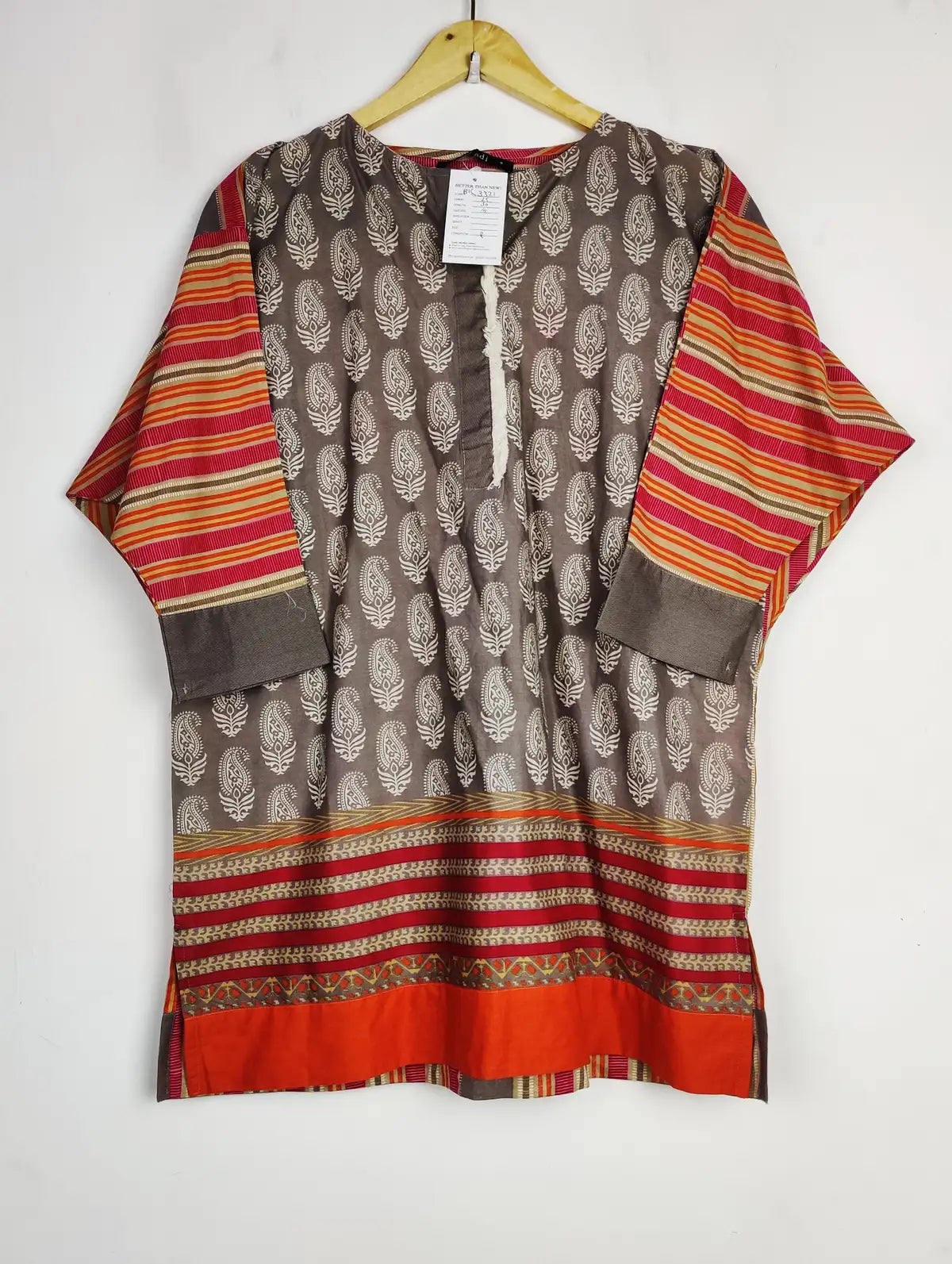 Buy online pre-used pre-loved 100% authentic & Original branded Khaadi (BK-3321) available in Pakistan. Top international brands avilable.