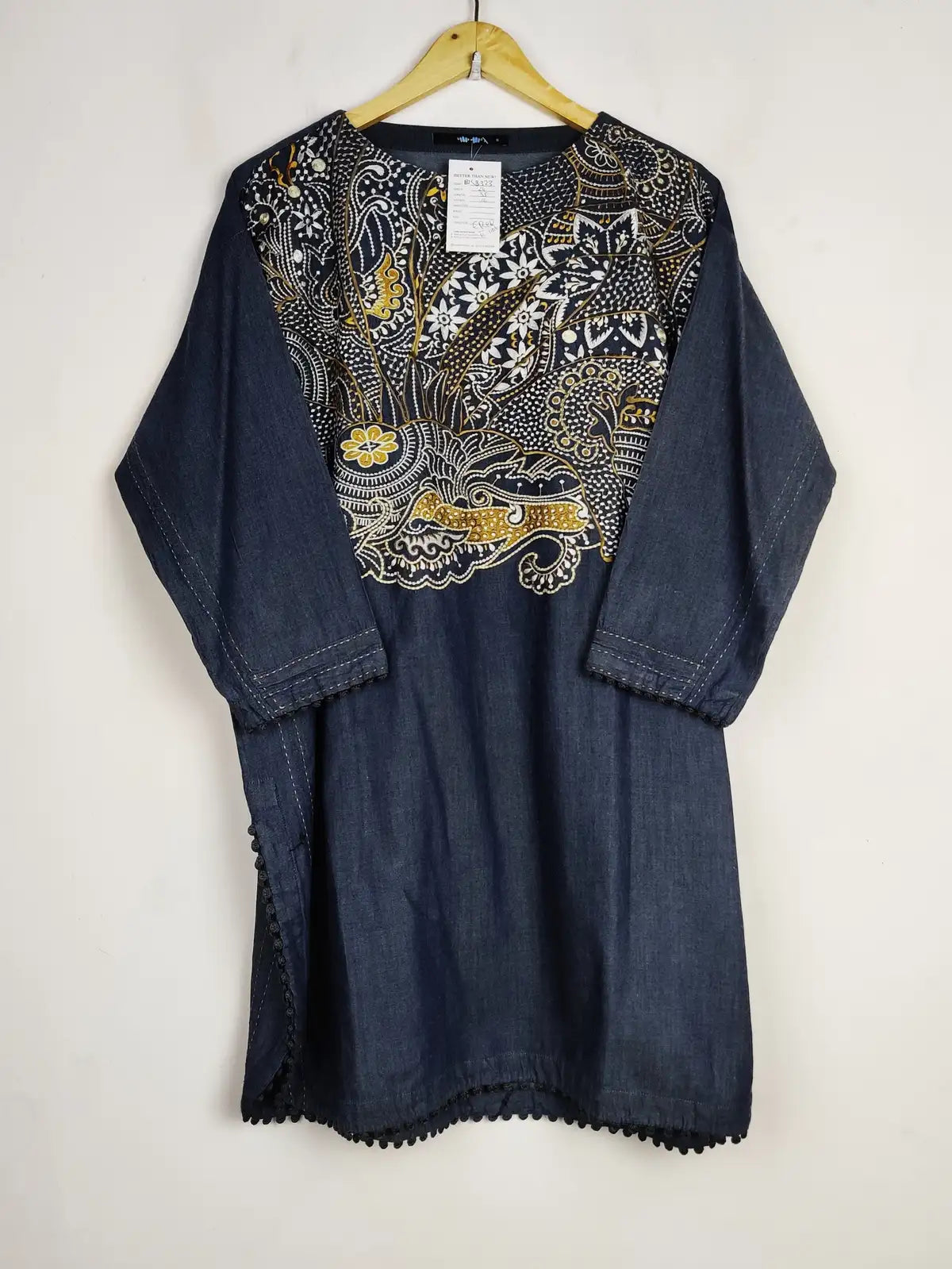 Buy online pre-used pre-loved 100% authentic & Original branded Khaadi (BK-3323) available in Pakistan. Top international brands avilable.