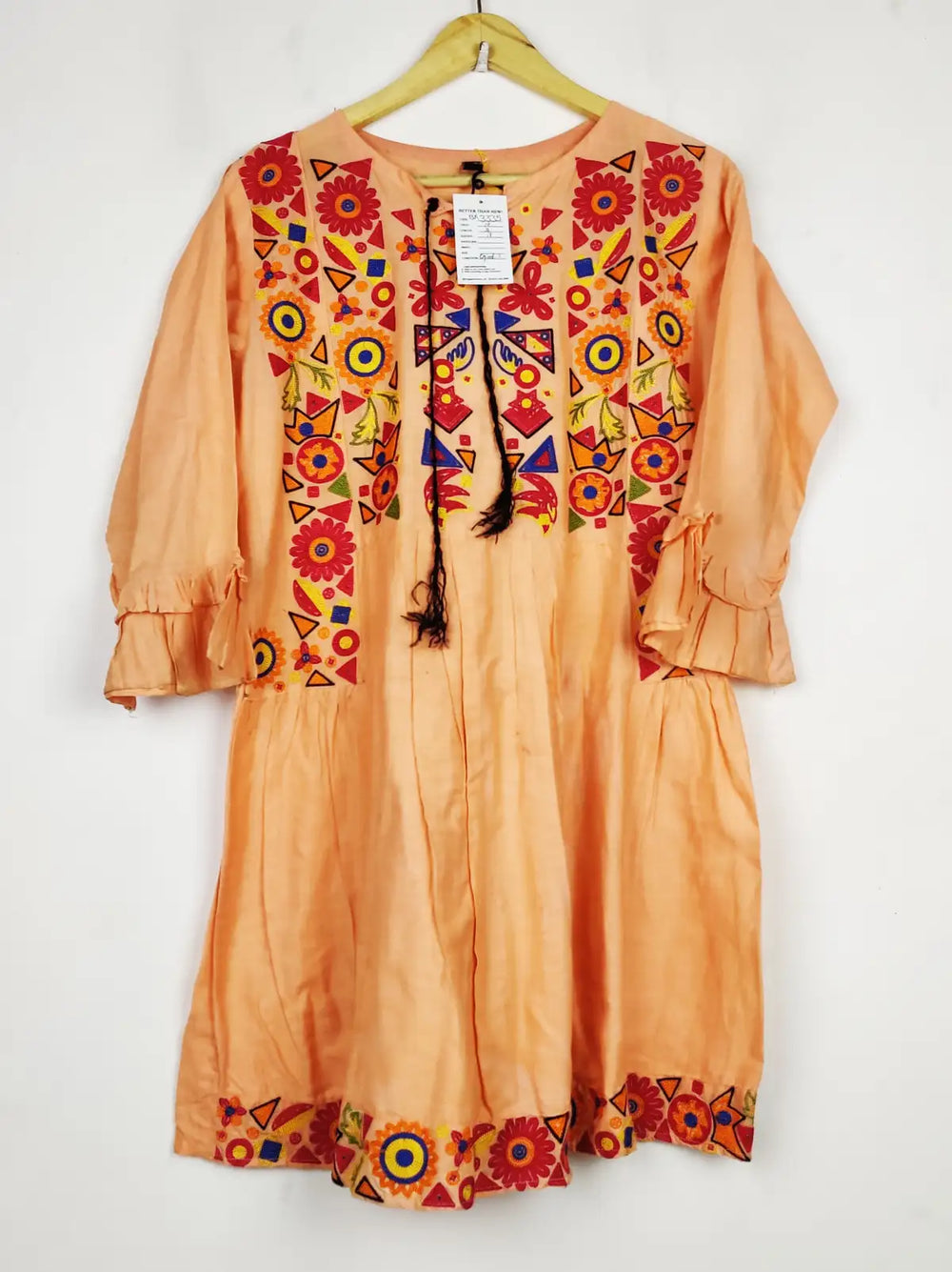 Buy online pre-used pre-loved 100% authentic & Original branded Mega Fashion (BK-3335) available in Pakistan. Top international brands avilable.