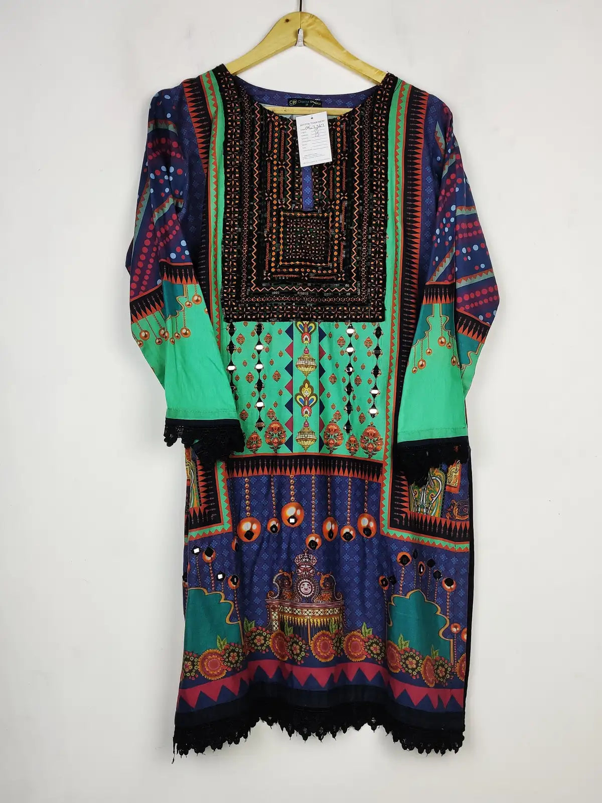 Buy online pre-used pre-loved 100% authentic & Original branded Chacha Batheja (BK-3367) available in Pakistan. Top international brands avilable.