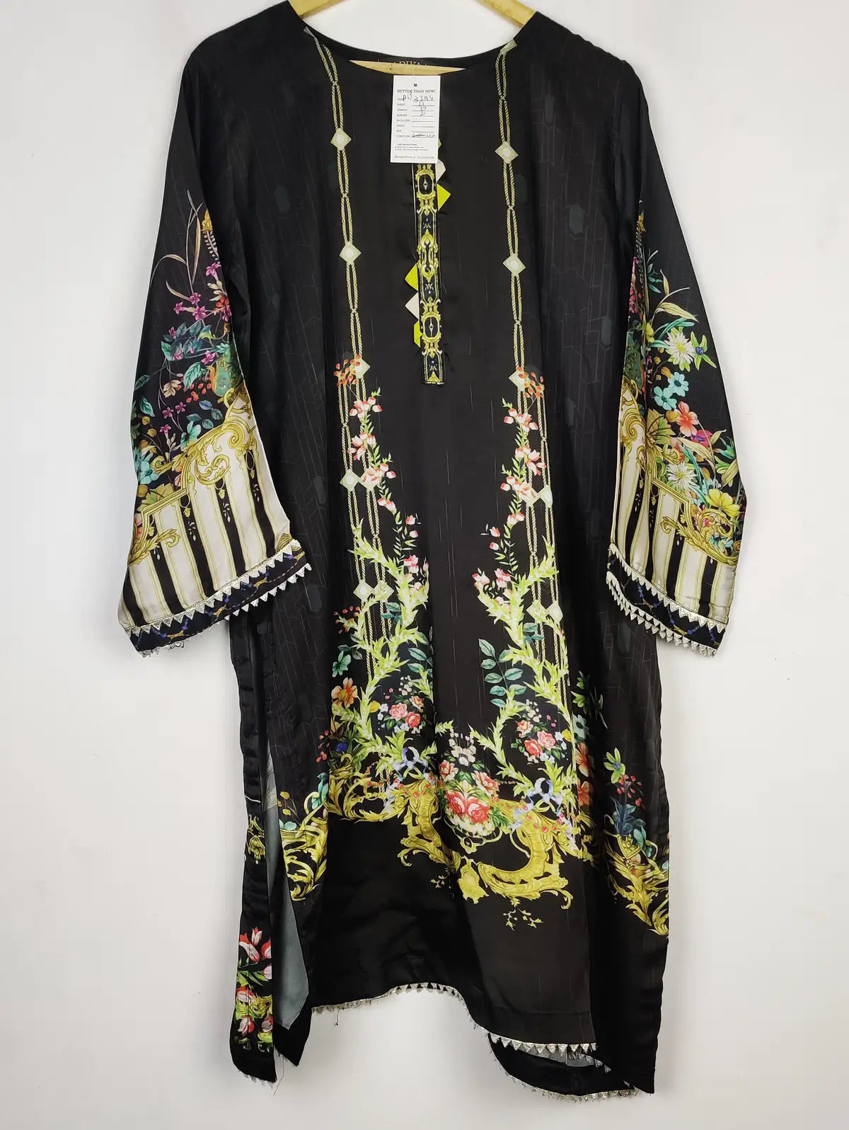 Buy online pre-used pre-loved 100% authentic & Original branded Hadiya (BK-3394) available in Pakistan. Top international brands avilable.