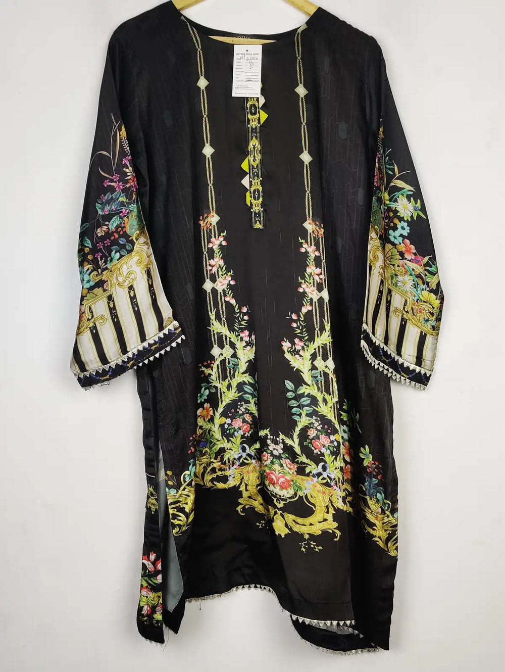Buy online pre-used pre-loved 100% authentic & Original branded Hadiya (BK-3394) available in Pakistan. Top international brands avilable.