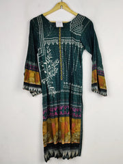 Buy online pre-used pre-loved 100% authentic & Original branded Bin Saeed (BK-3468) available in Pakistan. Top international brands avilable.