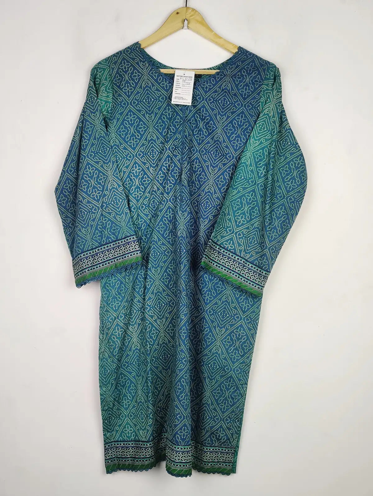 Buy online pre-used pre-loved 100% authentic & Original branded Bin Saeed (BK-3479) available in Pakistan. Top international brands avilable.