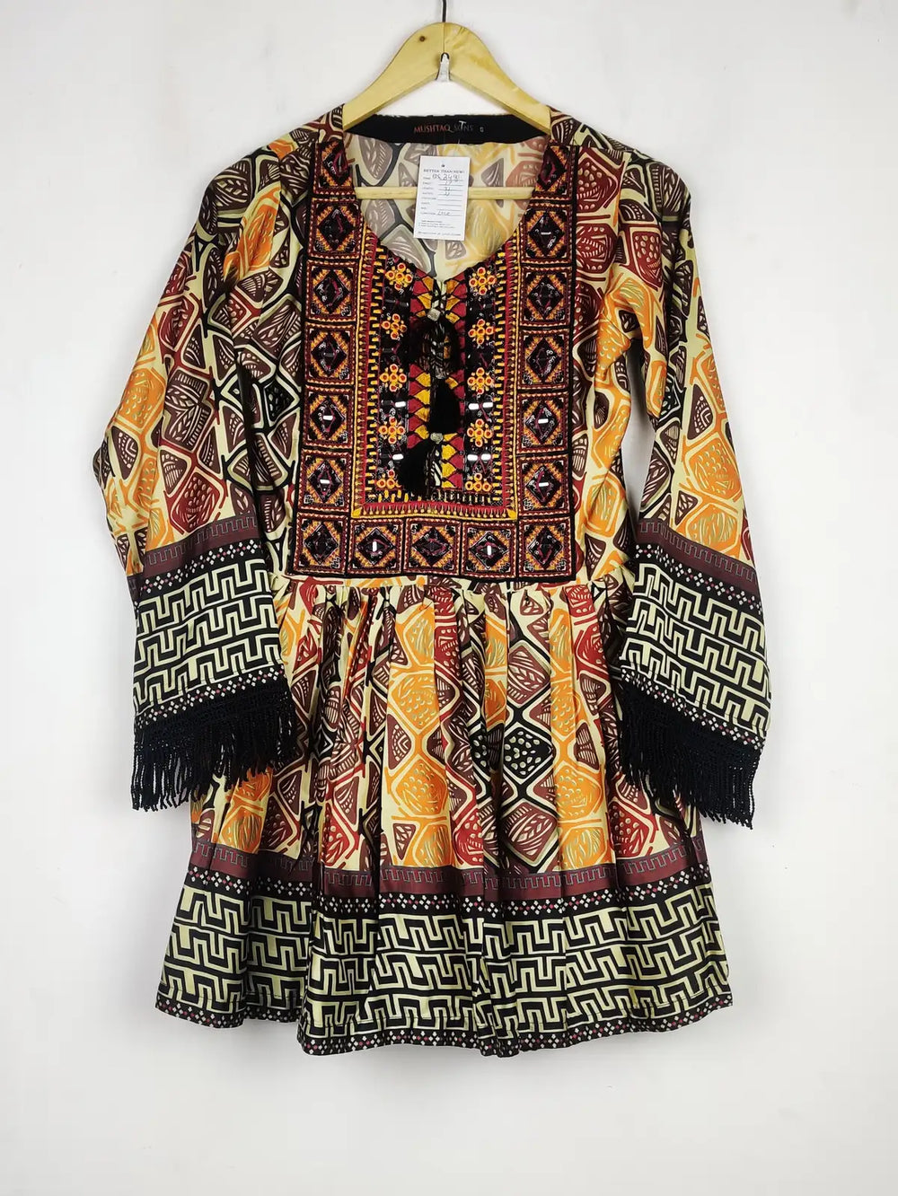 Buy online pre-used pre-loved 100% authentic & Original branded Mushtaq Sons (BK-3481) available in Pakistan. Top international brands avilable.