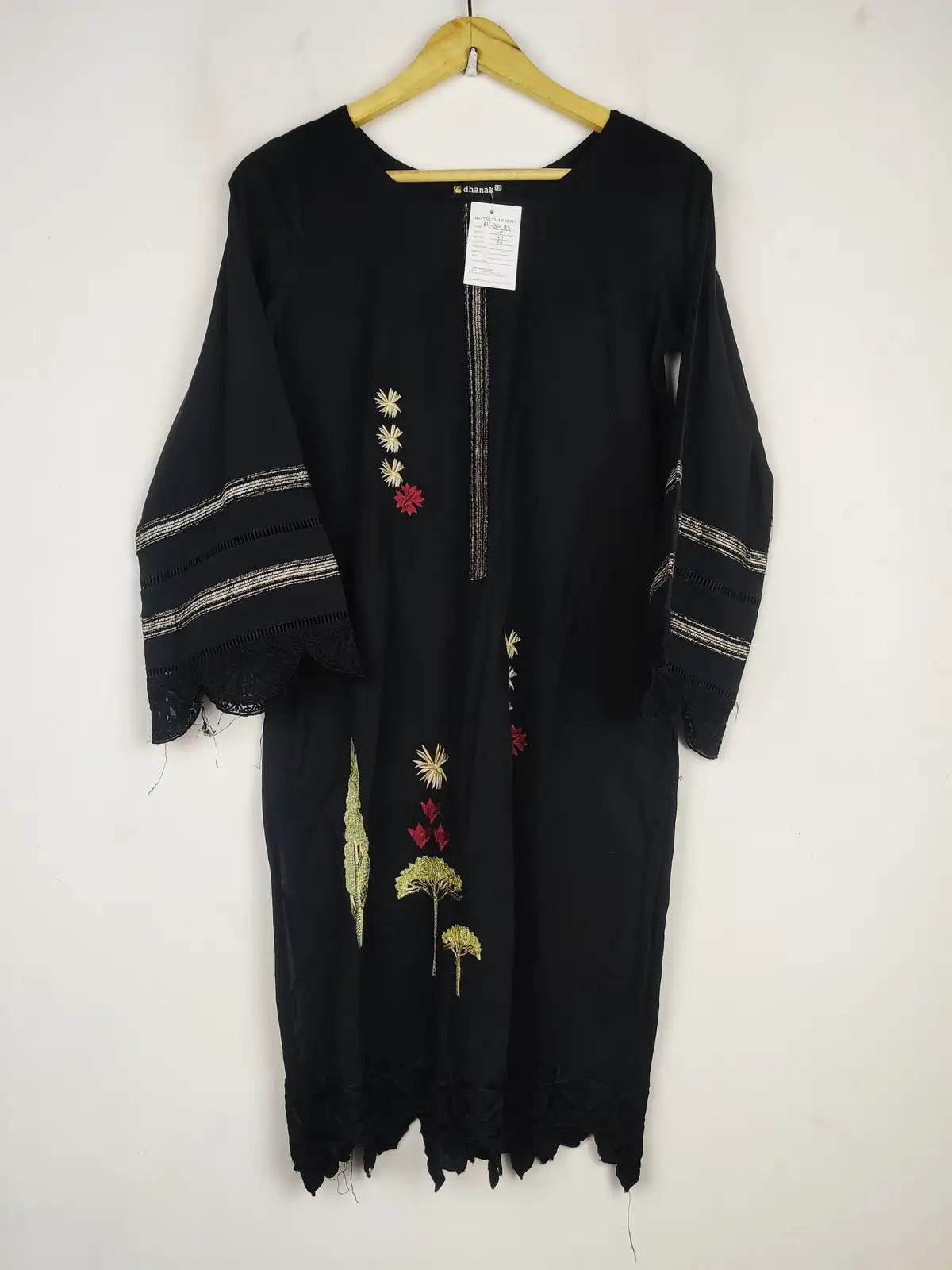 Buy online pre-used pre-loved 100% authentic & Original branded Dhanak (BK-3493) available in Pakistan. Top international brands avilable.