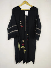 Buy online pre-used pre-loved 100% authentic & Original branded Dhanak (BK-3493) available in Pakistan. Top international brands avilable.