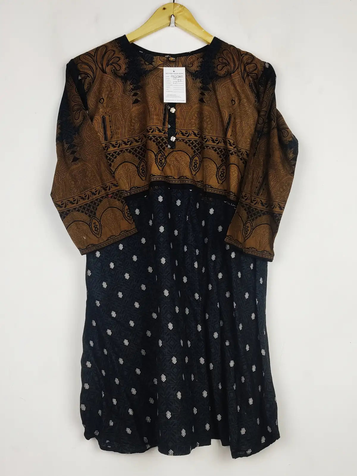 Buy online pre-used pre-loved 100% authentic & Original branded A Collection (BK-3507) available in Pakistan. Top international brands avilable.