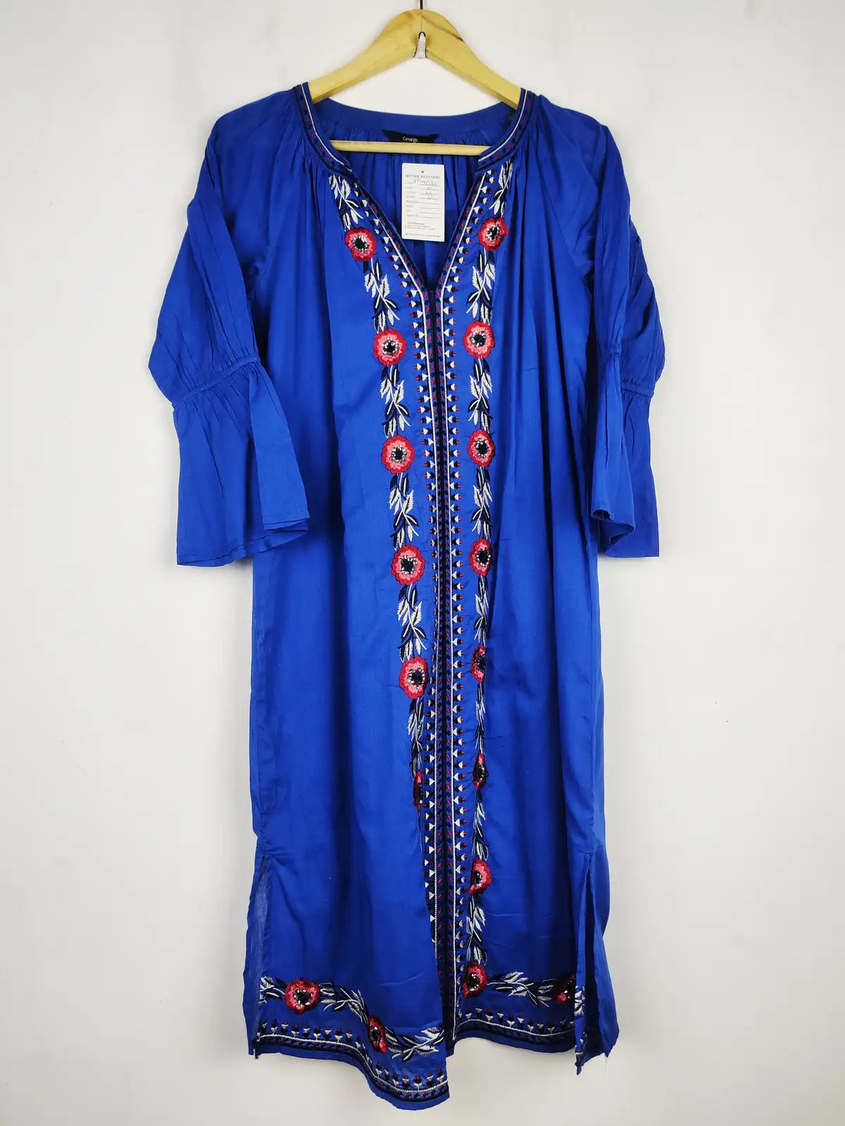 Buy online pre-used pre-loved 100% authentic & Original branded George (BK-3532) available in Pakistan. Top international brands avilable.