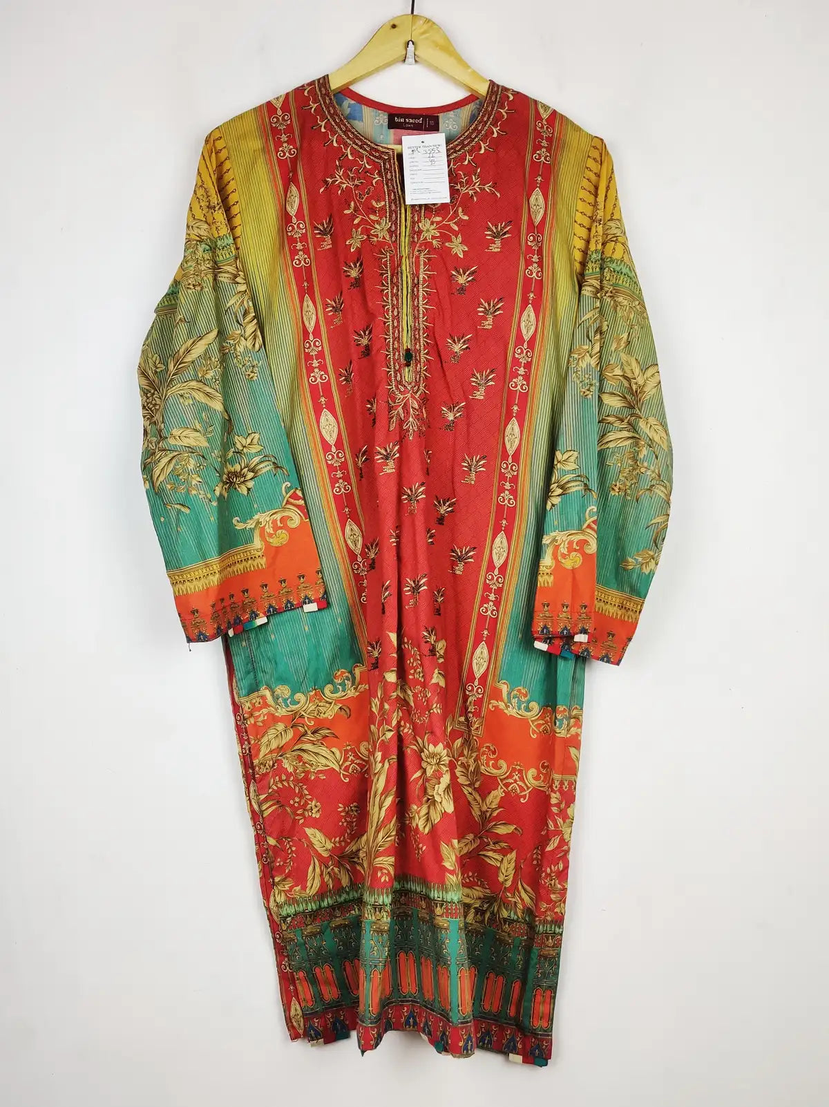 Buy online pre-used pre-loved 100% authentic & Original branded Bin Saeed (BK-3553) available in Pakistan. Top international brands avilable.