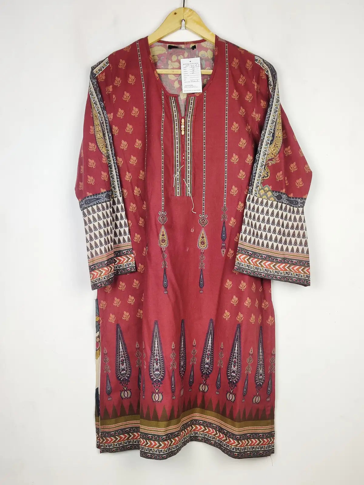 Buy online pre-used pre-loved 100% authentic & Original branded Khaadi (BK-3592) available in Pakistan. Top international brands avilable.