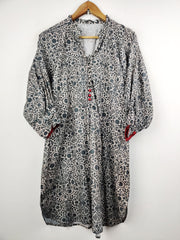 Buy online pre-used pre-loved 100% authentic & Original branded Khaadi (BK-367) available in Pakistan. Top international brands avilable.