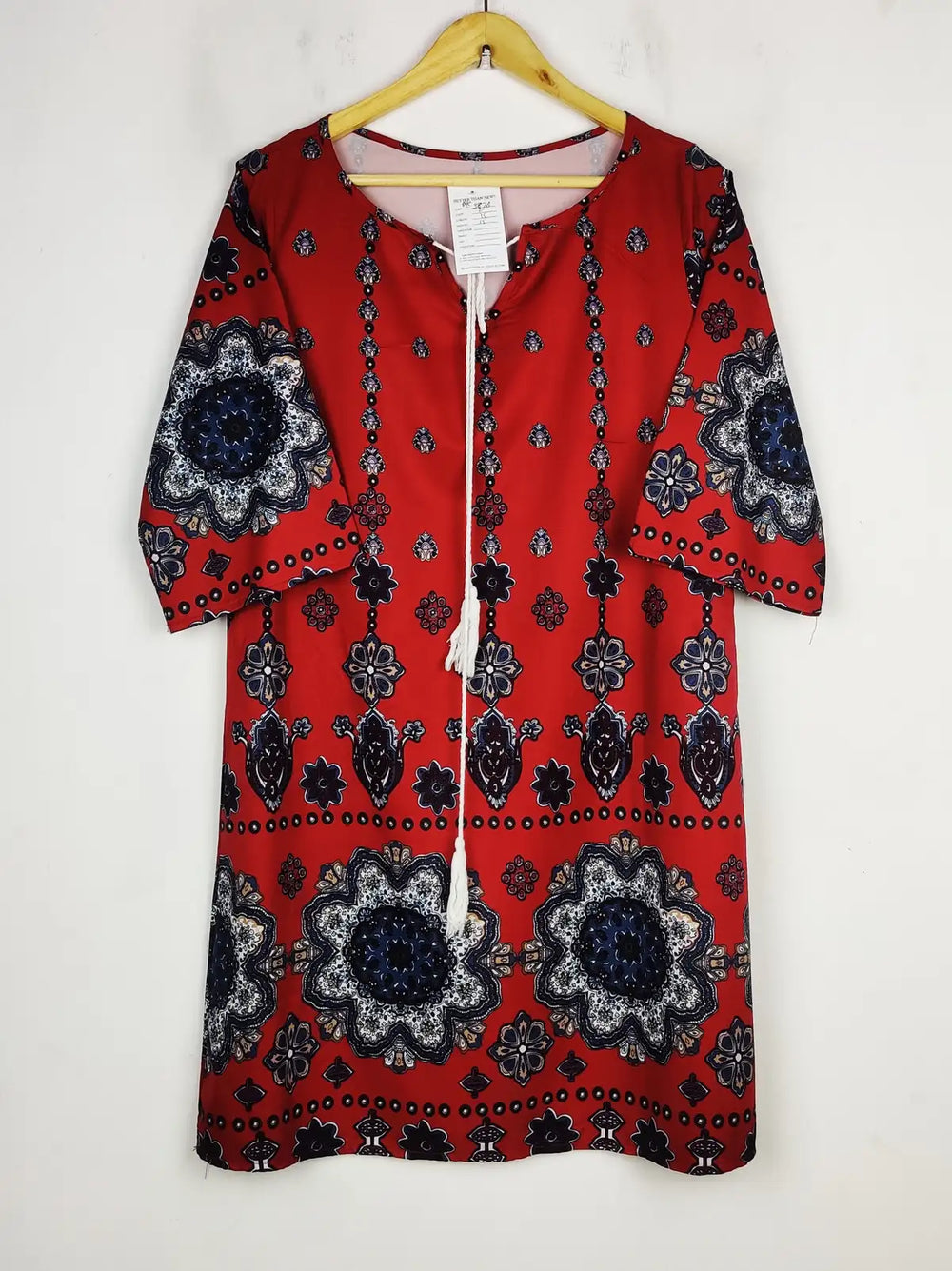 Buy online pre-used pre-loved 100% authentic & Original branded Unknown Brand (BK-3876) available in Pakistan. Top international brands avilable.